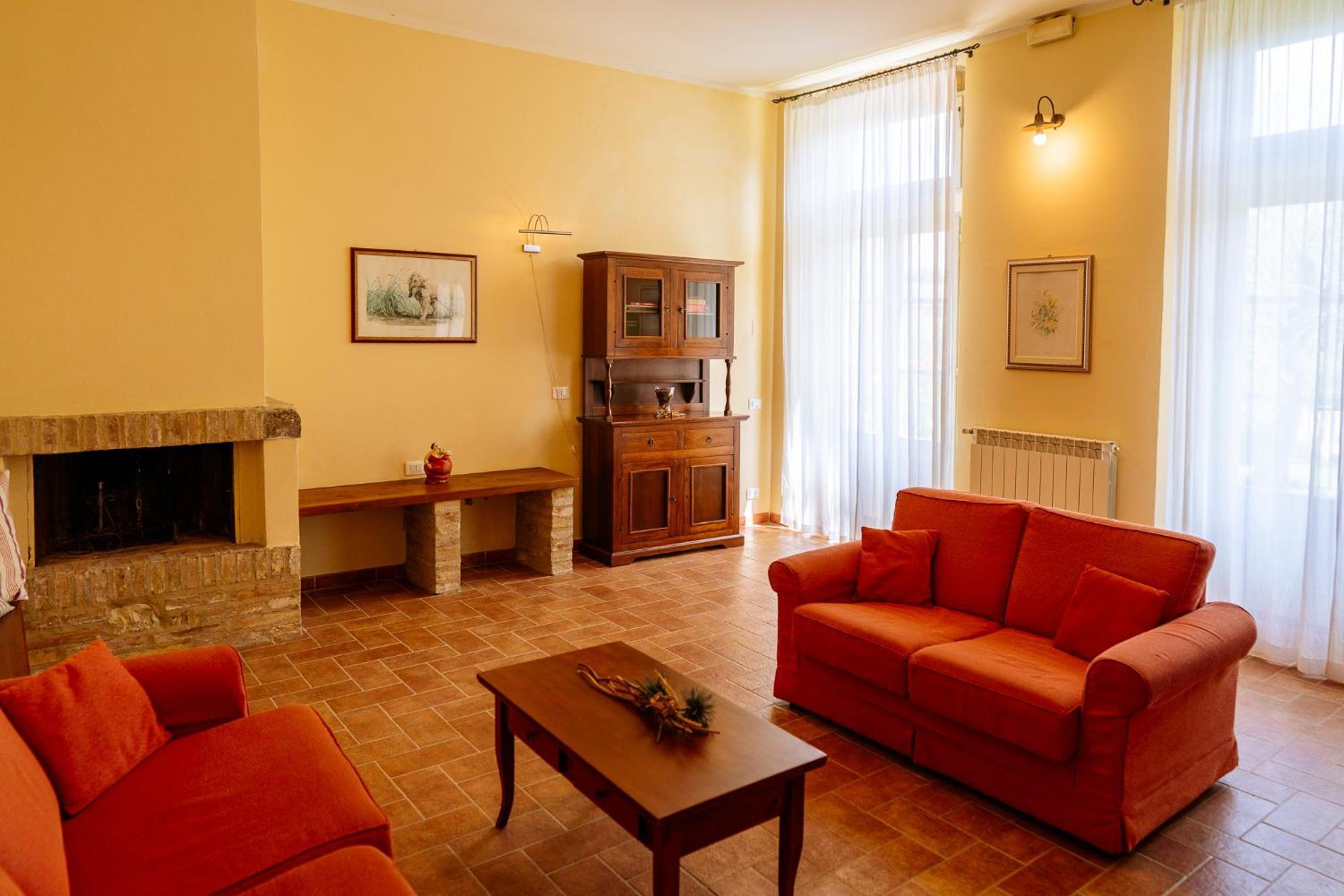Villa Le Beringhe - Wine Pool & Relax Colle Val D'Elsa Exterior photo