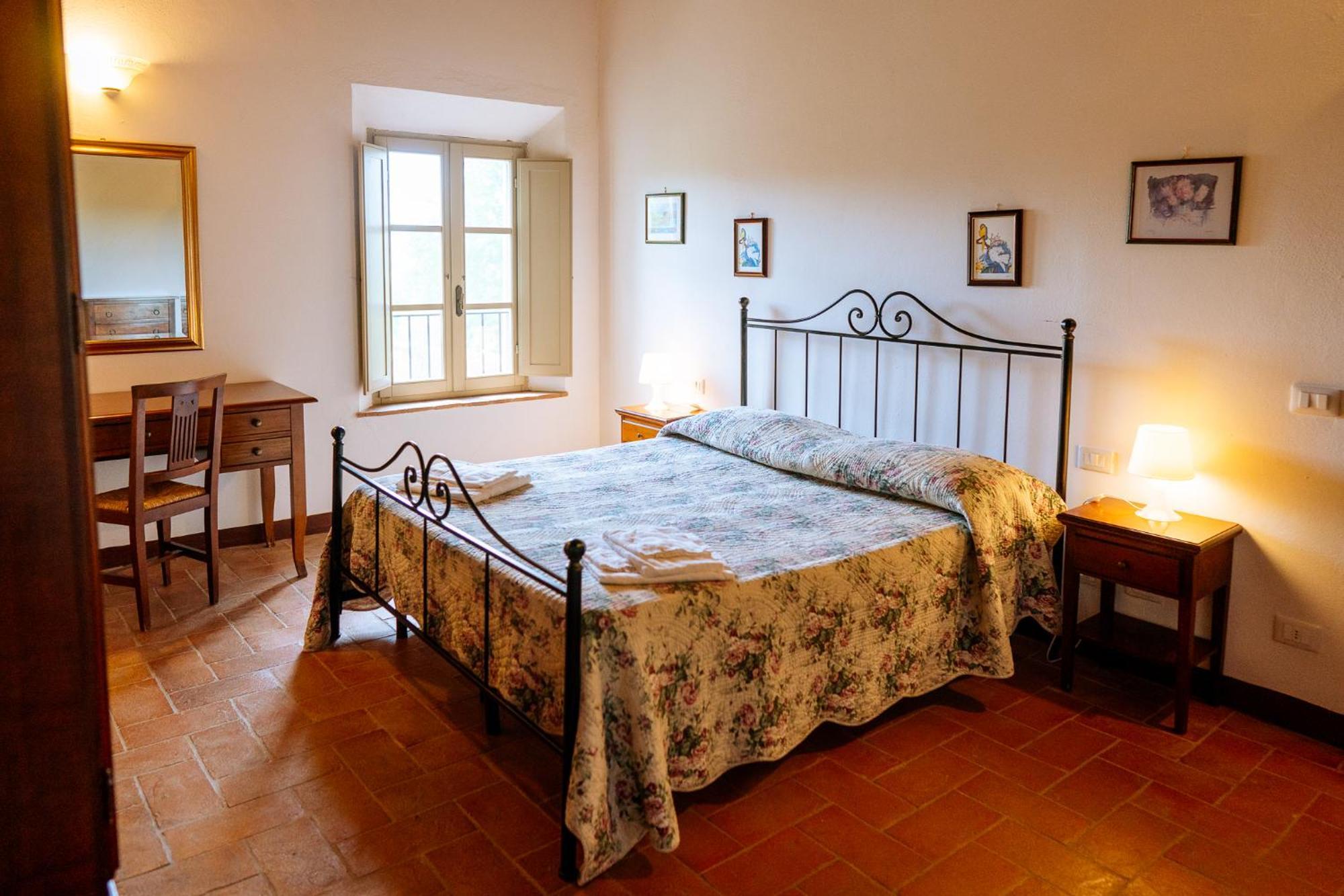 Villa Le Beringhe - Wine Pool & Relax Colle Val D'Elsa Exterior photo