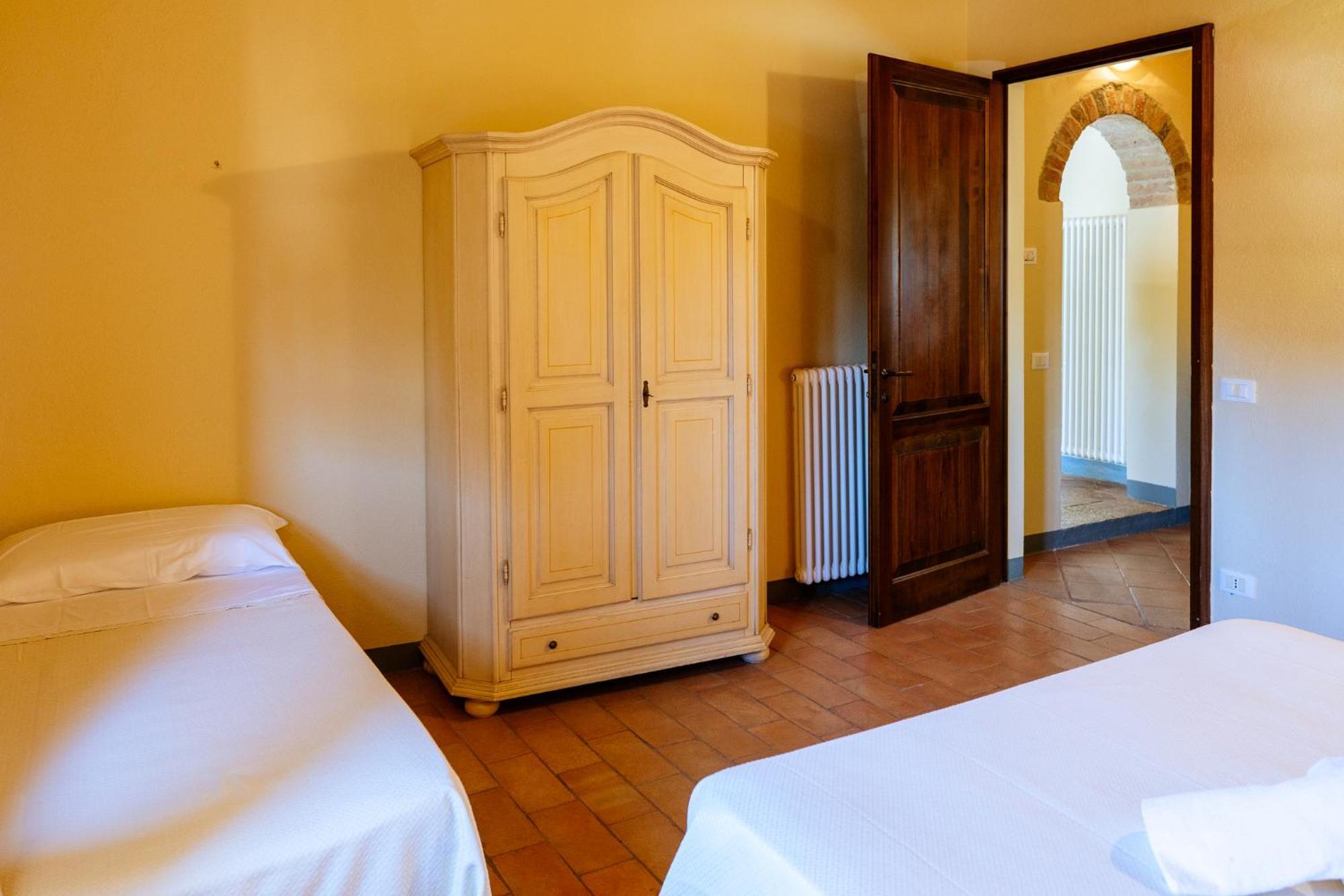 Villa Le Beringhe - Wine Pool & Relax Colle Val D'Elsa Exterior photo